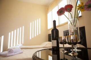 Отель Daniel Boutique Hotel Ереван Трехместный номер Делюкс-23